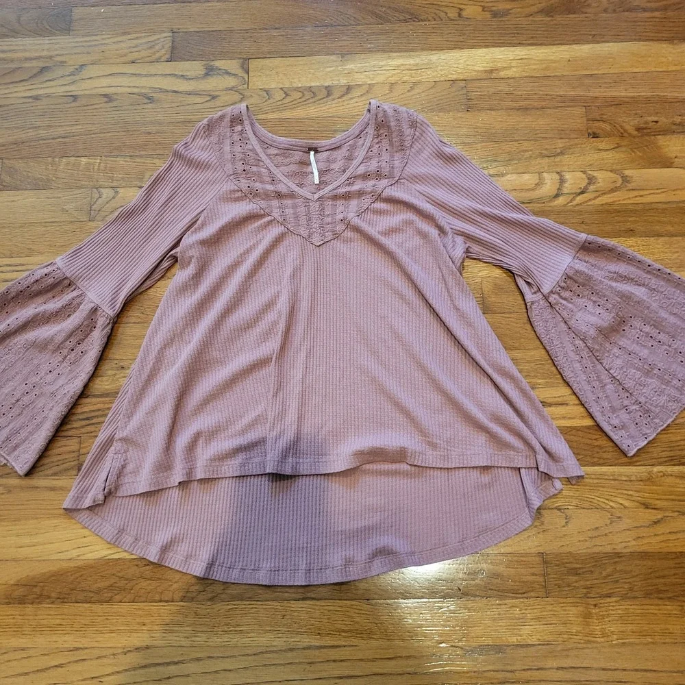Free People Parisian Nights Women Med Bell Sleeves Boho Terracotta Rose V‎ Neck